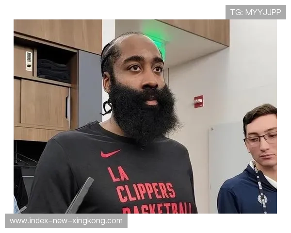 哈登与队内矛盾浮现,职业生涯再遇重大转折? 哈登与队内矛盾浮现,职业生涯再遇重大转折?