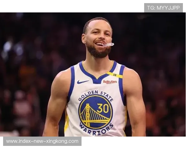 库里交易传闻引发更衣室震荡,NBA风云再起 库里交易传闻引发更衣室震荡,NBA风云再起