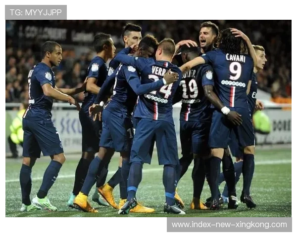 巴黎圣日耳曼中路推进再度打开局面 巴黎圣日耳曼中路推进再度打开局面