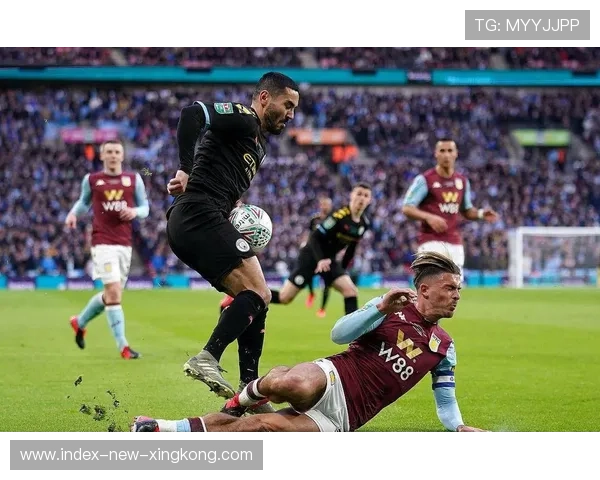 英超西汉姆前场连续控球推进,整体节奏逐步占优