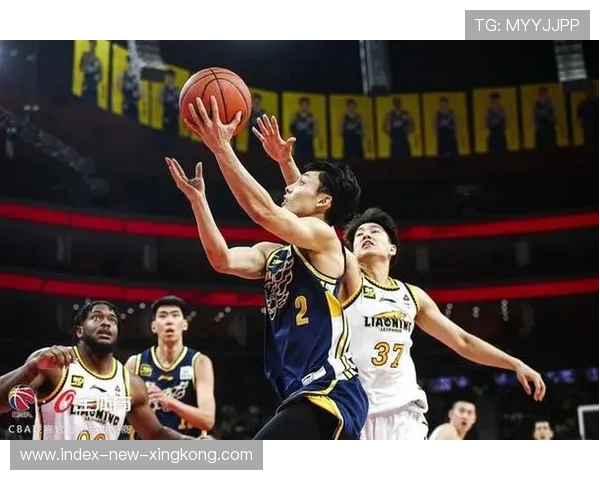 CBA辽宁全队移动到位,形成持续攻势