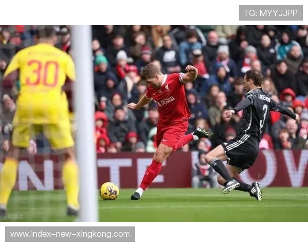利物浦范迪克定位球攻破对手门线 利物浦范迪克定位球攻破对手门线