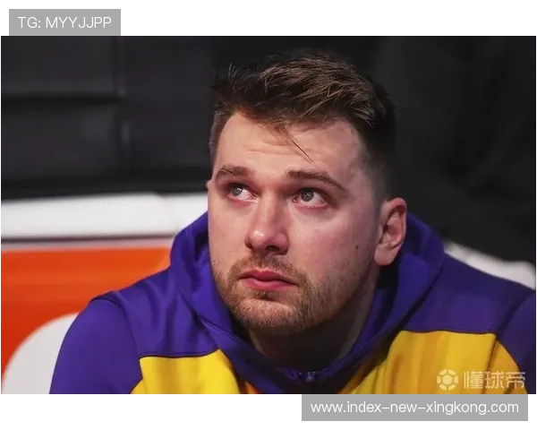 东契奇后撤中距离稳准狠,独行侠把握主动